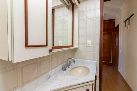 Apartamento à venda com 88m², 3 quartos e 2 vagas Apartamento à venda com 88m², 3 quartos e 2 vagasBanheiro da Suíte