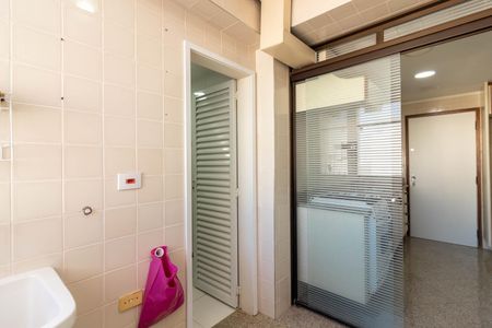 Apartamento à venda com 88m², 3 quartos e 2 vagas Apartamento à venda com 88m², 3 quartos e 2 vagasÁrea de Serviço