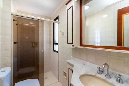 Apartamento à venda com 88m², 3 quartos e 2 vagas Apartamento à venda com 88m², 3 quartos e 2 vagasBanheiro da Suíte