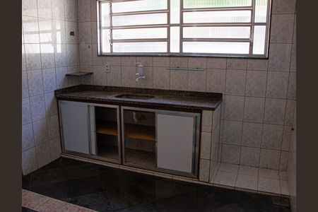 Casa para alugar com 130m², 3 quartos e 5 vagas