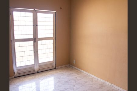 Casa para alugar com 3 quartos, 130m² em Guaratiba, Rio de Janeiro
