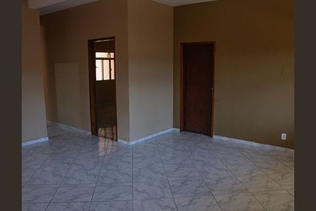 Casa para alugar com 3 quartos, 130m² em Guaratiba, Rio de Janeiro