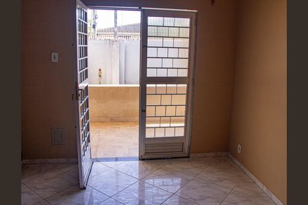 Casa para alugar com 130m², 3 quartos e 5 vagas