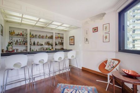 Apartamento à venda com 708m², 3 quartos e 4 vagas