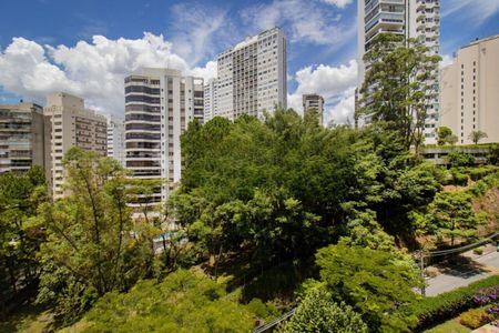 Apartamento à venda com 708m², 3 quartos e 4 vagas