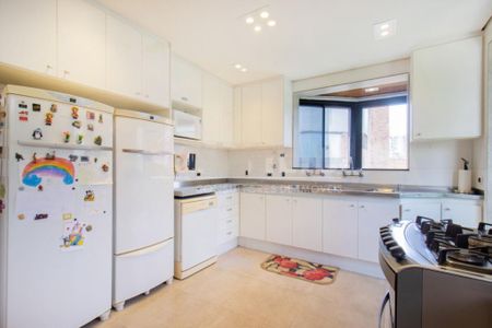 Apartamento à venda com 3 quartos, 708m² em Real Parque, São Paulo