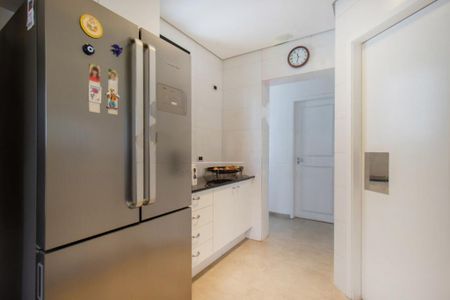 Apartamento à venda com 3 quartos, 708m² em Real Parque, São Paulo