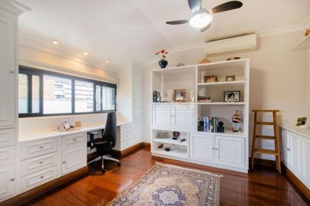Apartamento à venda com 708m², 3 quartos e 4 vagas