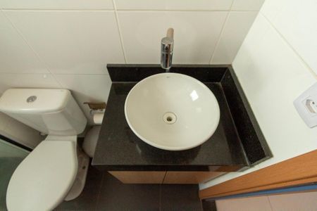 Apartamento para alugar com 45m², 2 quartos e 1 vaga Apartamento para alugar com 45m², 2 quartos e 1 vagaBanheiro