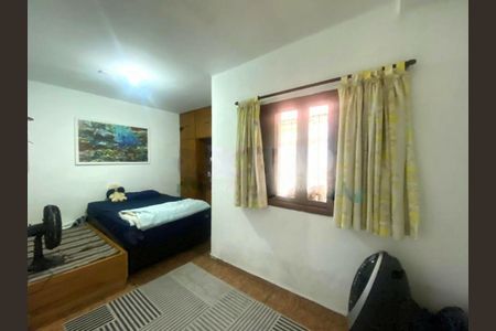 Casa à venda com 3 quartos, 100m² em Jardim Teresa, São Paulo