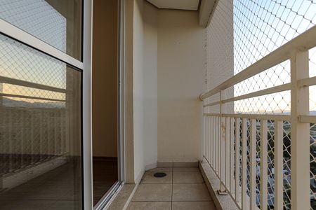 Sacada de apartamento para alugar com 2 quartos, 67m² em Cezar de Souza, Mogi das Cruzes