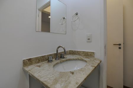 Apartamento para alugar com 67m², 2 quartos e 1 vaga Apartamento para alugar com 67m², 2 quartos e 1 vagaBanheiro - Quarto 2 - Suíte