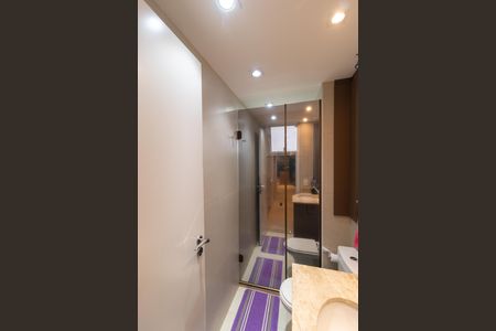 Apartamento à venda com 83m², 3 quartos e 2 vagas Apartamento à venda com 83m², 3 quartos e 2 vagasBanheiro