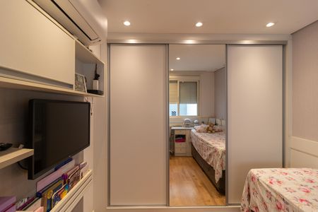 Apartamento à venda com 83m², 3 quartos e 2 vagas Apartamento à venda com 83m², 3 quartos e 2 vagasQuarto 01