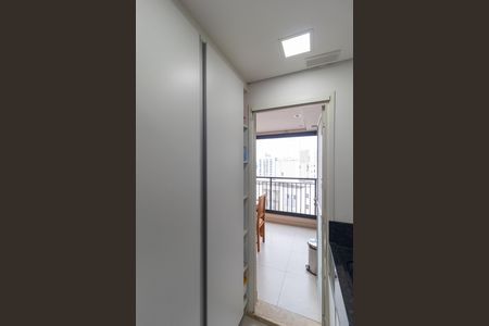 Apartamento à venda com 83m², 3 quartos e 2 vagas Apartamento à venda com 83m², 3 quartos e 2 vagasÁrea de Serviço