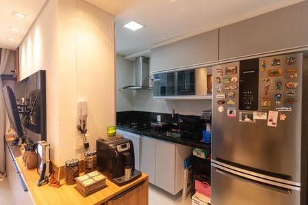 Apartamento à venda com 83m², 3 quartos e 2 vagas Apartamento à venda com 83m², 3 quartos e 2 vagasCozinha