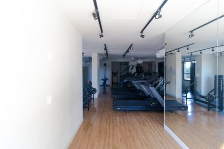 Apartamento à venda com 83m², 3 quartos e 2 vagas Apartamento à venda com 83m², 3 quartos e 2 vagasÁrea comum - Academia