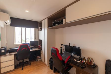 Apartamento à venda com 83m², 3 quartos e 2 vagas Apartamento à venda com 83m², 3 quartos e 2 vagasQuarto 02