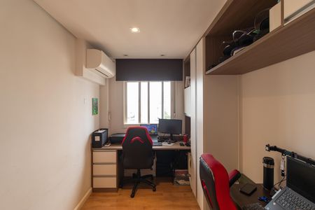 Apartamento à venda com 83m², 3 quartos e 2 vagas Apartamento à venda com 83m², 3 quartos e 2 vagasQuarto 02