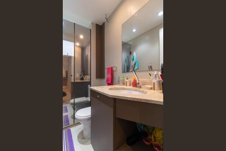 Apartamento à venda com 83m², 3 quartos e 2 vagas Apartamento à venda com 83m², 3 quartos e 2 vagasBanheiro