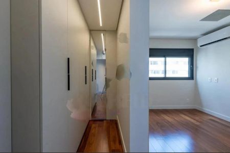 Apartamento à venda com 2 quartos, 147m² em Vila Nova Conceição, São Paulo