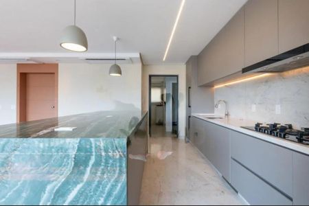 Apartamento à venda com 2 quartos, 147m² em Vila Nova Conceição, São Paulo