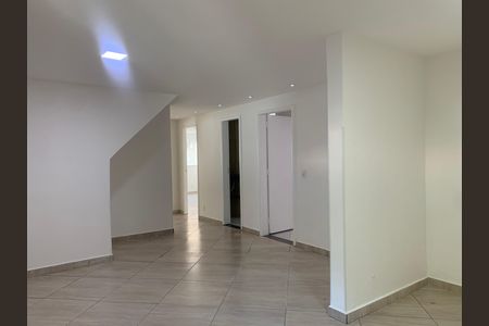 Apartamento para alugar com 2 quartos, 120m² em Taquara, Rio de Janeiro