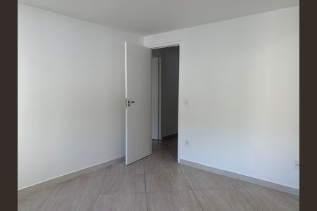 Quarto  de apartamento para alugar com 2 quartos, 120m² em Taquara, Rio de Janeiro