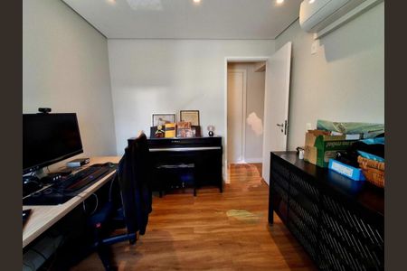Apartamento à venda com 130m², 4 quartos e 2 vagas