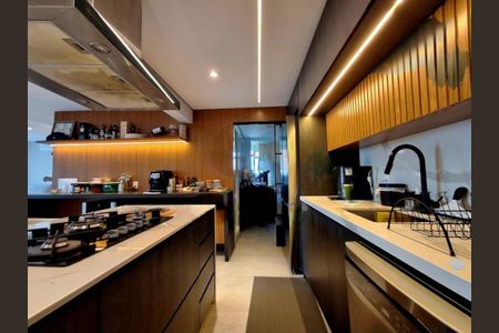 Apartamento à venda com 130m², 4 quartos e 2 vagas