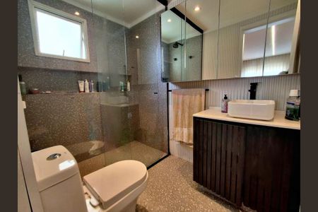 Apartamento à venda com 130m², 4 quartos e 2 vagas
