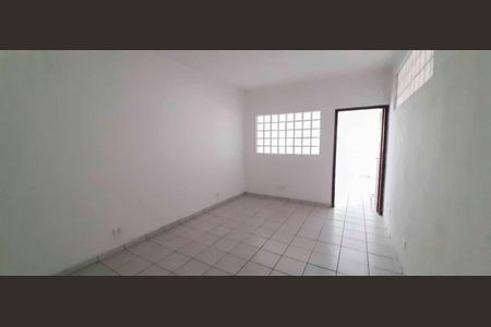 Casa para alugar com 55m², 1 quarto e sem vaga