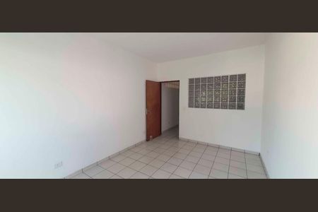 Casa para alugar com 55m², 1 quarto e sem vaga