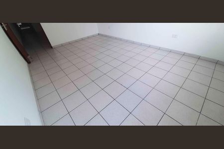 Casa para alugar com 55m², 1 quarto e sem vaga