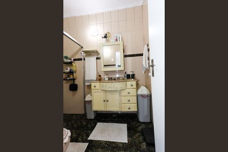 Casa à venda com 110m², 3 quartos e 3 vagas Casa à venda com 110m², 3 quartos e 3 vagasBanheiro
