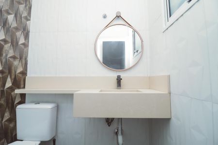 Casa à venda com 73m², 2 quartos e 1 vagaLavabo