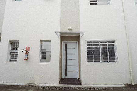 Casa à venda com 73m², 2 quartos e 1 vagaFachada