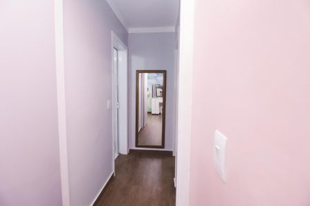 Casa à venda com 73m², 2 quartos e 1 vagaCorredor
