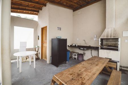 Casa à venda com 73m², 2 quartos e 1 vagaÁrea comum - Churrasqueira
