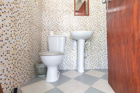 Casa para alugar com 250m², 3 quartos e 2 vagas Casa para alugar com 250m², 3 quartos e 2 vagasLavabo 2