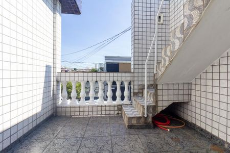 Casa para alugar com 250m², 3 quartos e 2 vagas Casa para alugar com 250m², 3 quartos e 2 vagasÁrea Externa