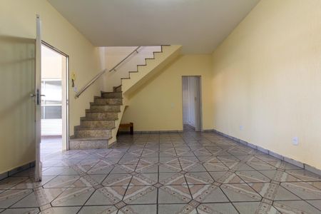 Sala de casa para alugar com 3 quartos, 250m² em Vila Carrão, São Paulo
