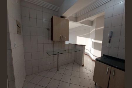 Cozinha de apartamento para alugar com 2 quartos, 61m² em Jardim Atlântico, Florianópolis