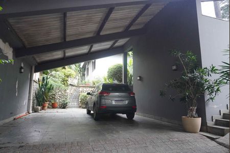 Garagem de casa à venda com 2 quartos, 327m² em Jardim Rancho Alegre, Barueri