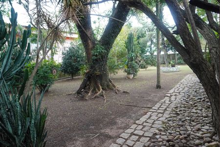 Casa à venda com 327m², 2 quartos e 4 vagasÁrea Externa