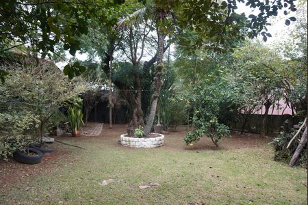 Casa à venda com 327m², 2 quartos e 4 vagasÁrea Externa