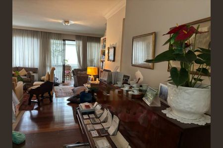 Apartamento à venda com 3 quartos, 185m² em Real Parque, São Paulo