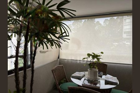 Apartamento à venda com 185m², 3 quartos e 3 vagas