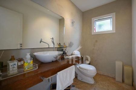 Casa à venda com 700m², 5 quartos e 6 vagas