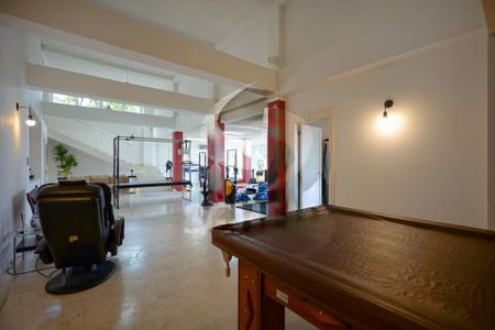 Casa à venda com 700m², 5 quartos e 6 vagas